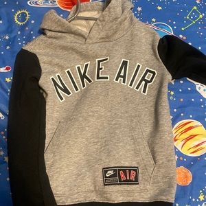 Nike Hoodie Boy xs